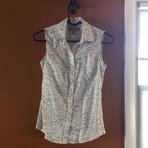 Sleeveless bottom down.